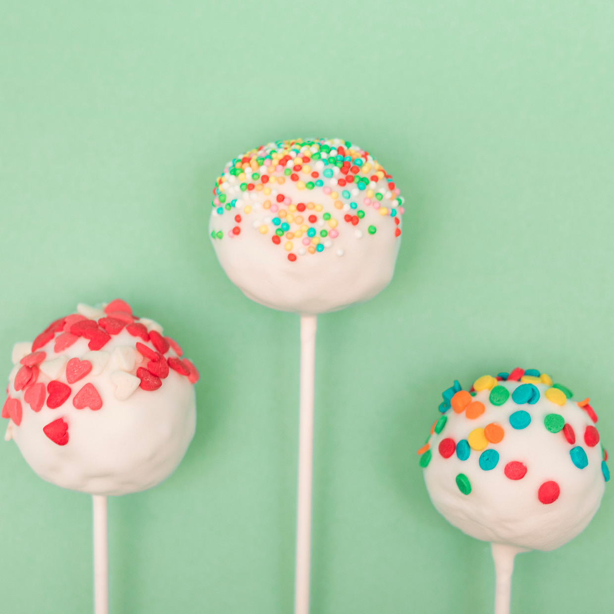 Igloo Cake Pops